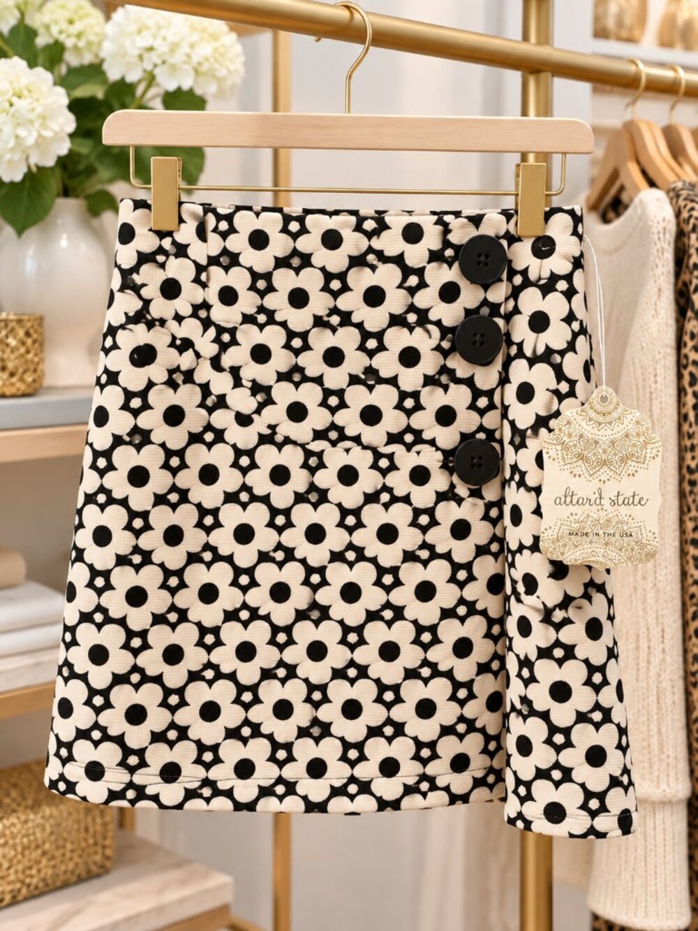 Altar’d State Skirt Womens Small 2-4 NWT Black Ivory Floral Mini Button A-Line